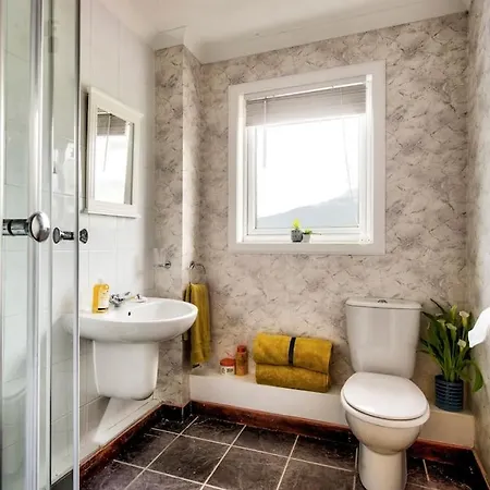 Braemor 4 Bedroom Villa, All En-Suite Arrochar Exterior photo